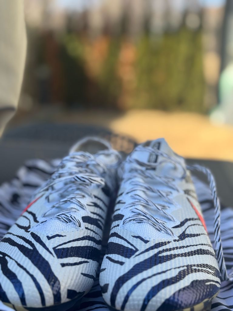 나이키 머큐리얼 베이퍼 13 엘리트 코리아 FG 화이트 레드 오빗 이미지