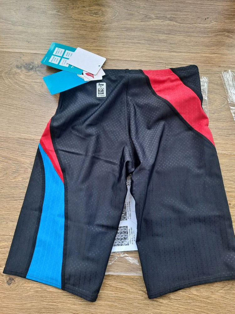 새상품 아레나 남자 선수용 수영복 4부--7