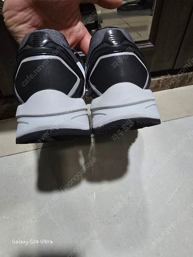 프로스펙스 보아다이얼 260mm 1켤레 3만9천원 착불 상품 구매시 4만원 이상 상품 드립니다. 닥스키즈 헤지스키즈--2