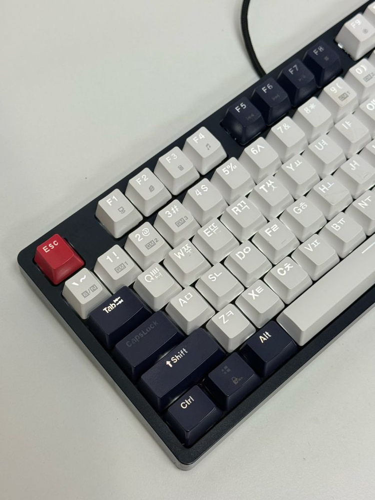 [저소음]앱코해커 K611텐키리스 게이밍 키보드 리니어축 이미지