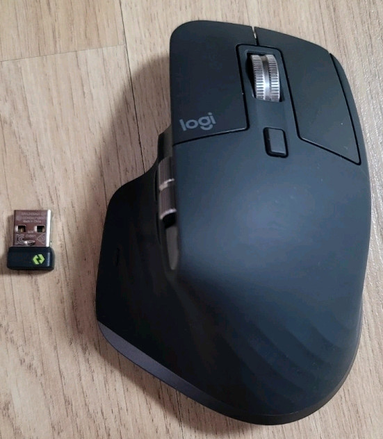 로지텍 MX Master 3S 무선 마우스 이미지