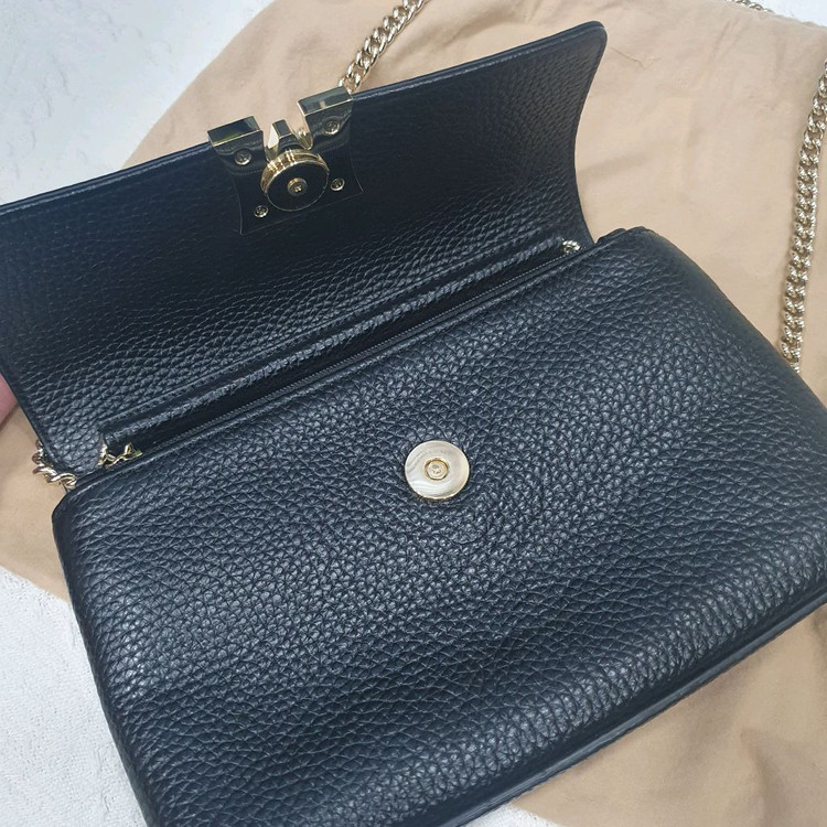 메트로시티 가방 블랙 체인 숄더 혹은 크로스백 상태좋음 이미지