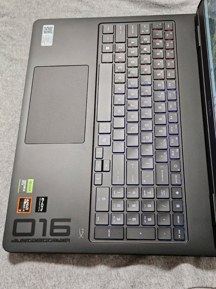 HP 오멘 16 게이밍 노트북 RTX 5060 32GB 램 신형2025 ai 7 350 omen--7