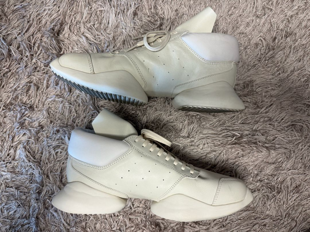 [정품] 릭오웬 아디다스 콜라보 비셔스러너 밀크 판매 이미지