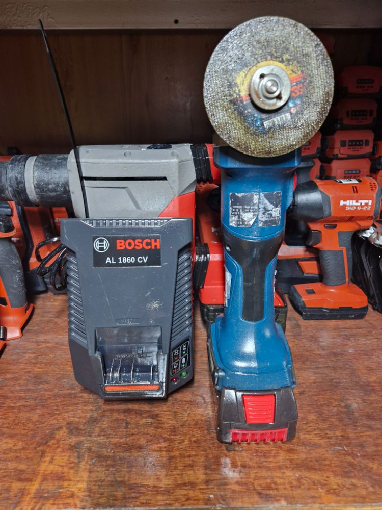 보쉬충전그라인더 GWS 18V-7브러쉬리스모터 배터리까지 보쉬그라인더 A급 이미지