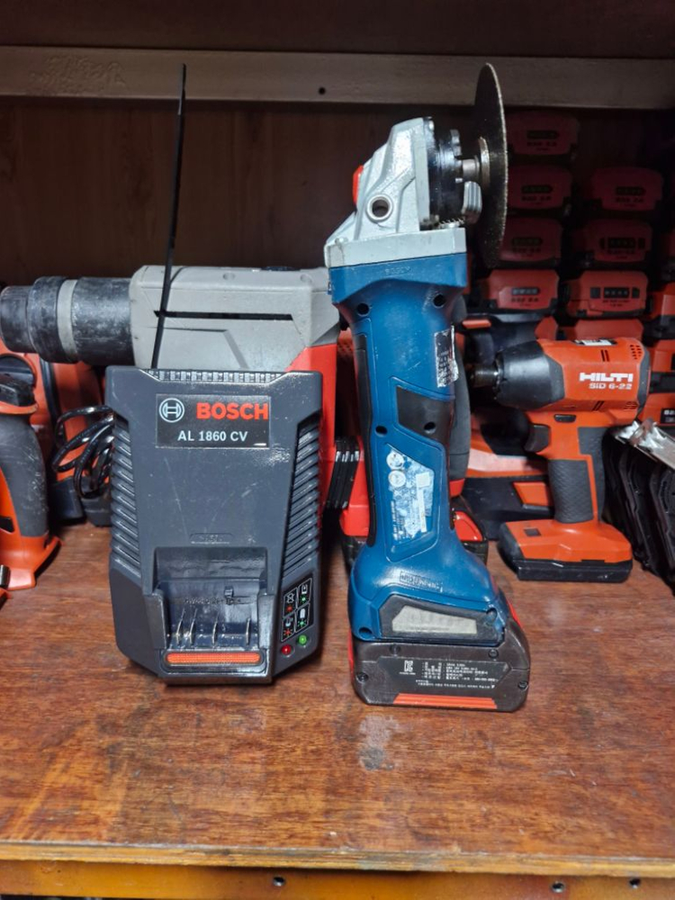 보쉬충전그라인더 GWS 18V-7브러쉬리스모터 배터리까지 보쉬그라인더 A급 이미지