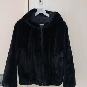 블루테일 퍼 후드점퍼 (160)