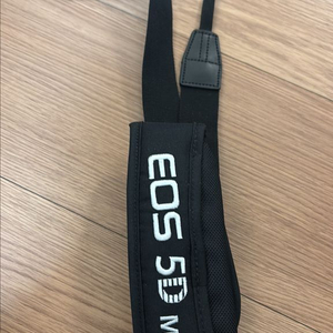캐논 5Dmark4 카메라 스트랩 미사용 이미지
