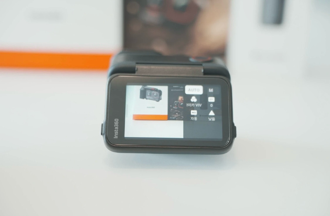 인스타360 에이스프로2 스냅샷 번들 팝니다--6