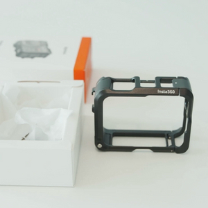 인스타360 에이스프로2 유틸리티 프레임 팝니다