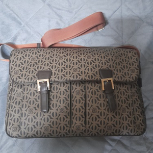 루이까또즈 서류가방