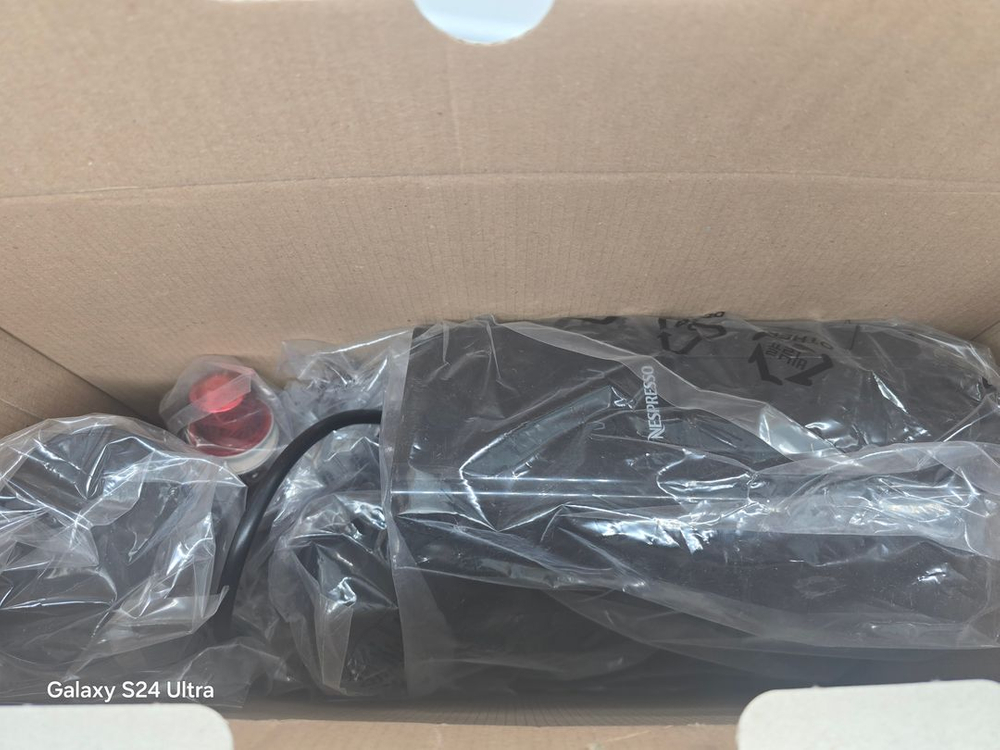 [커피머신] 네스프레소 에센자 미니 C30 블랙 캡슐커피머신 이미지