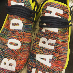 아디다스 NMD 퍼렐 멀티 컬러 260