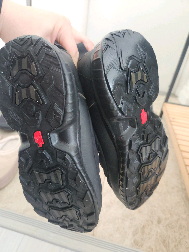 노스페이스 방한화 240mm 패딩 부츠--4