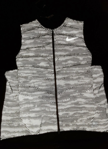 나이키 에어로로프트 800 플레쉬 리플렉티브 베스트 그린카모 M(100) 이미지