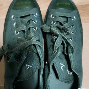 컨버스 운동화 235mm 새제품 팝니다