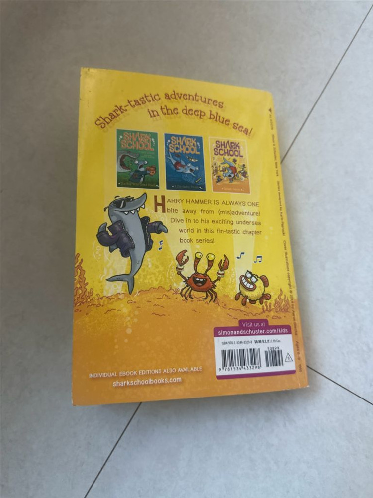 Shark School 영어 원서(3-Books-in-1 합본) 이미지
