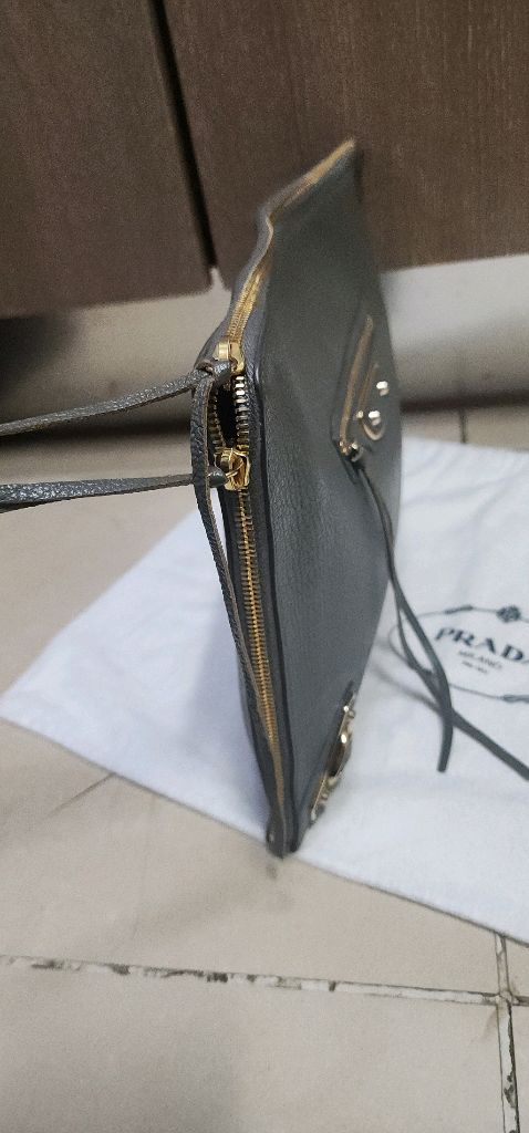 발렌시아가 메탈엣지 클러치/ 보테가베네타 반지갑--2