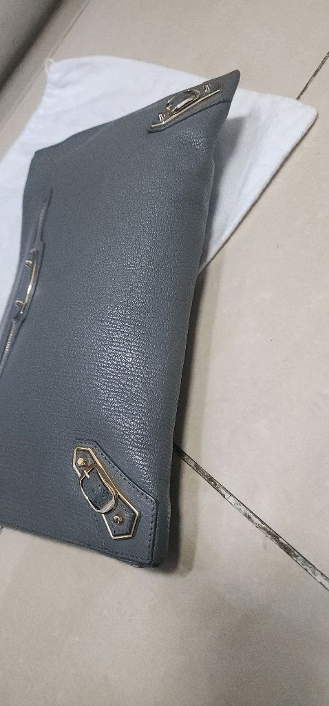 발렌시아가 메탈엣지 클러치/ 보테가베네타 반지갑--4