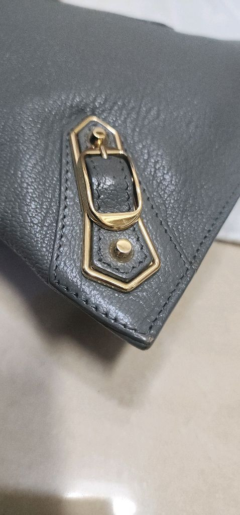 발렌시아가 메탈엣지 클러치/ 보테가베네타 반지갑--5