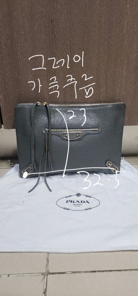 발렌시아가 메탈엣지 클러치/ 보테가베네타 반지갑--9