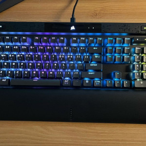 커세어 K70 MAX RGB MGX 래피드트리거 판매합니다.
