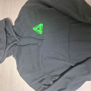 팔라스 트라이 렌티큘러 후드 블랙 XL