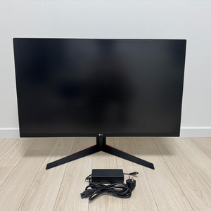 LG 울트라기어 32인치 게이밍 모니터 판매합니다