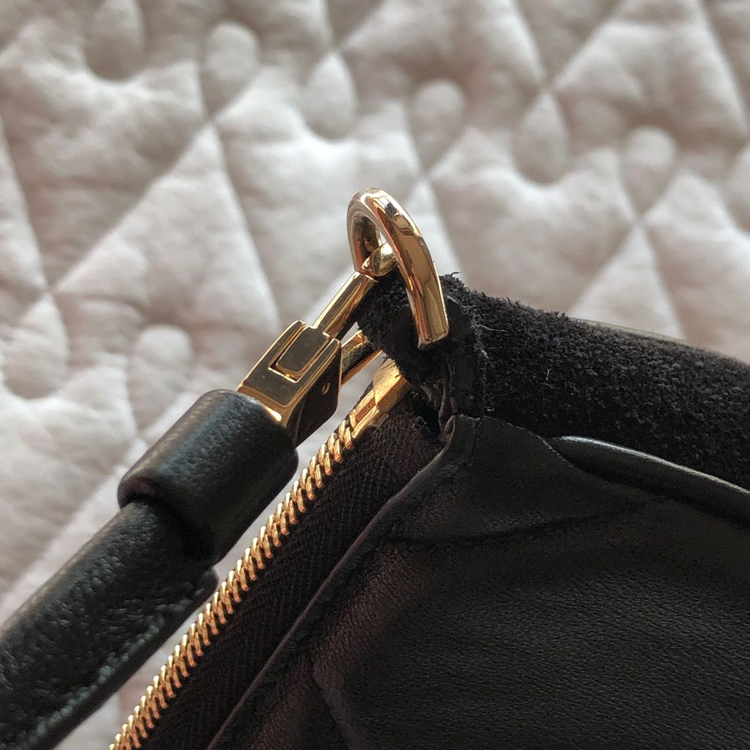 버버리 올림피아 퀄팅 미니 파우치백 이미지