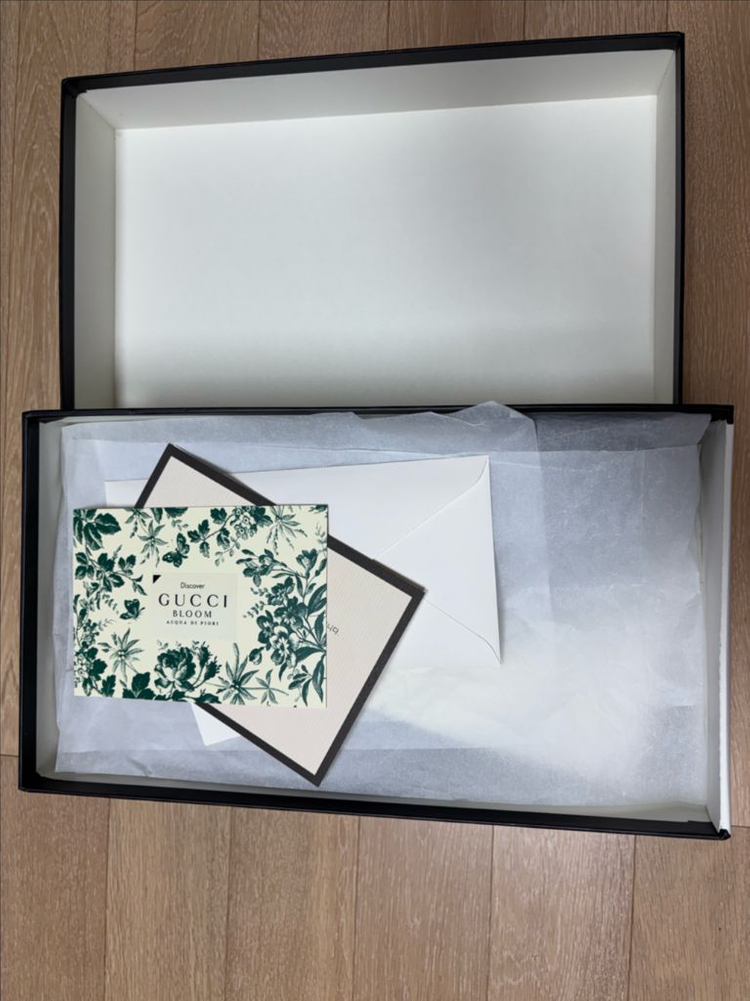 구찌 남성 로퍼 새제품 판매합니다--3