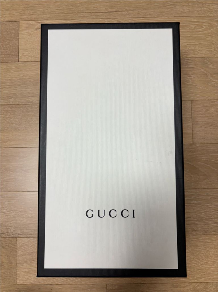 구찌 남성 로퍼 새제품 판매합니다--5