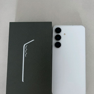 s25fe 화이트(풀박스)초 s급 팝니다 네고 가능합니다