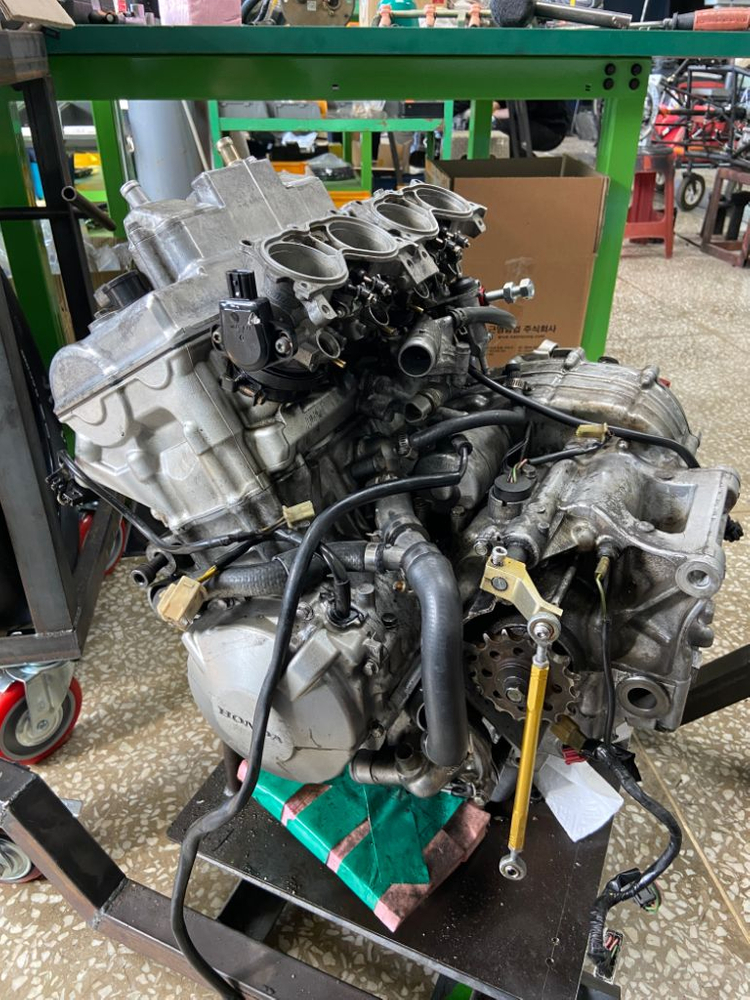 호넷 600 미들 네이키드 (혼다 이탈리아 생산)--8