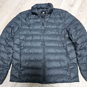 빈폴 스포츠 라이트 다운 경량패딩 4.5만에 팝니다.