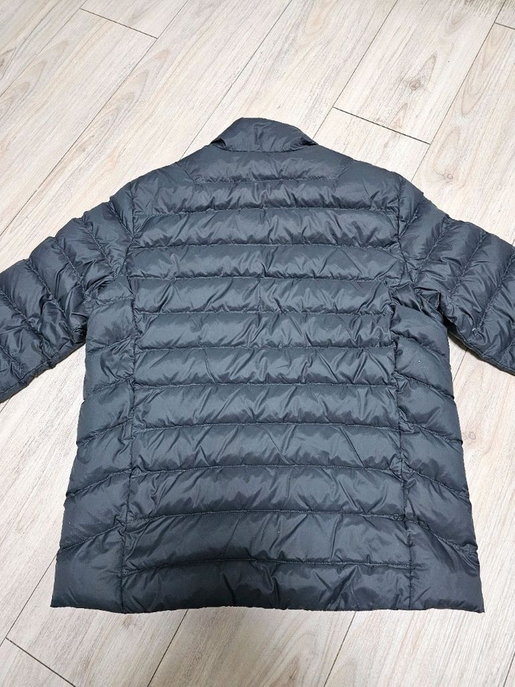 빈폴 스포츠 라이트 다운 경량패딩 4.5만에 팝니다.--2