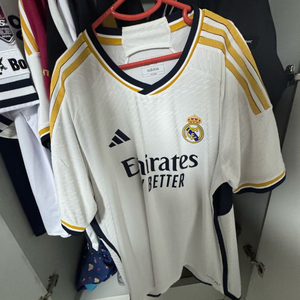 24 레알 어쌘틱, 레플리카