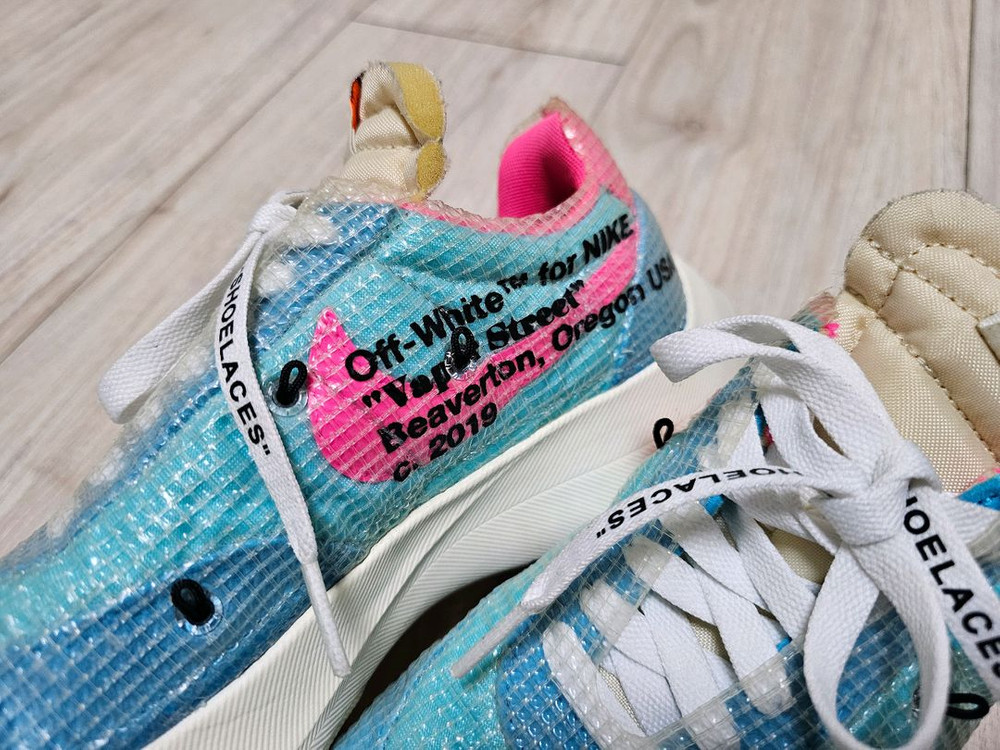 NIKE 나이키 x 오프화이트 베이퍼 스트릿 (폴러라이즈 블루) 8만에 팝니다. (240)--2