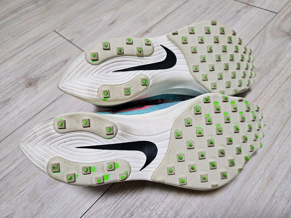 NIKE 나이키 x 오프화이트 베이퍼 스트릿 (폴러라이즈 블루) 8만에 팝니다. (240)--4