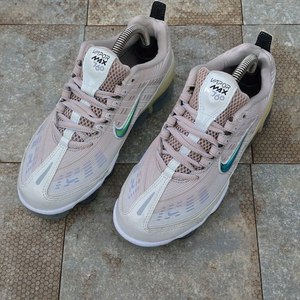 (230)나이키 에어 베이퍼맥스 360 스톤 모브 스니커즈 운동화