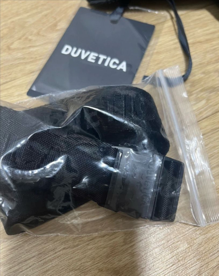 새상품급 몽클 듀베티카 여성롱패딩 블랙패딩38--2