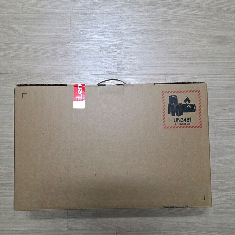 레노버 ThinkPad Z16 Gen1 21D4000AKR R5-6650H 16GB 256GB RX6500M 미개봉--1