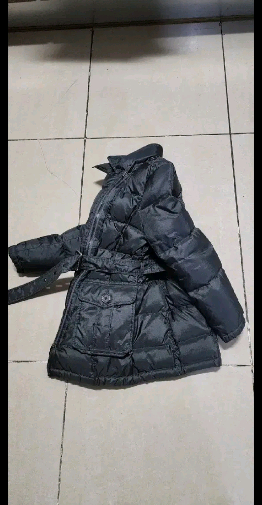 버버리 키즈 패딩코트 5Y--1