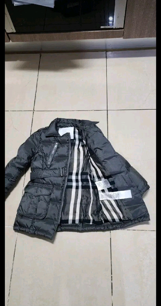 버버리 키즈 패딩코트 5Y--3