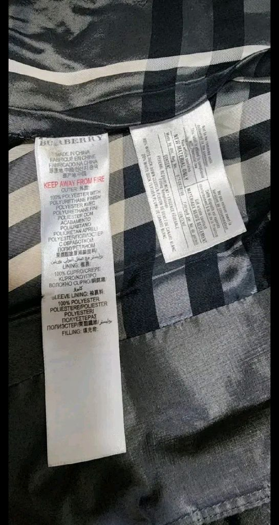 버버리 키즈 패딩코트 5Y--7