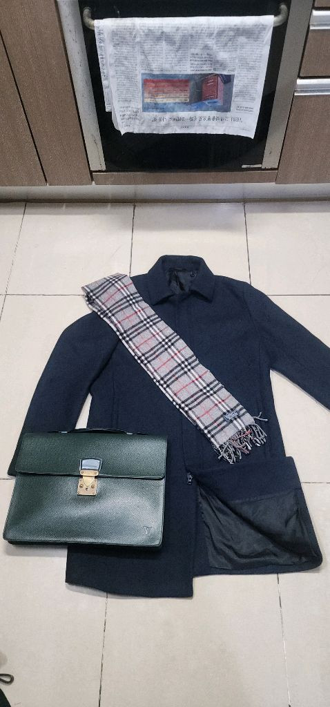 띠어리 남자 캐시미어 코트 M/ 루이비통 서류가방--1