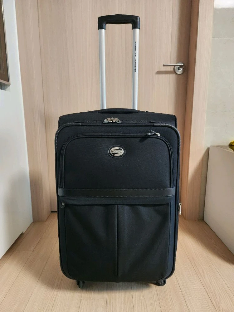 아메리칸투어리스터 여행가방검정캐리어 이미지