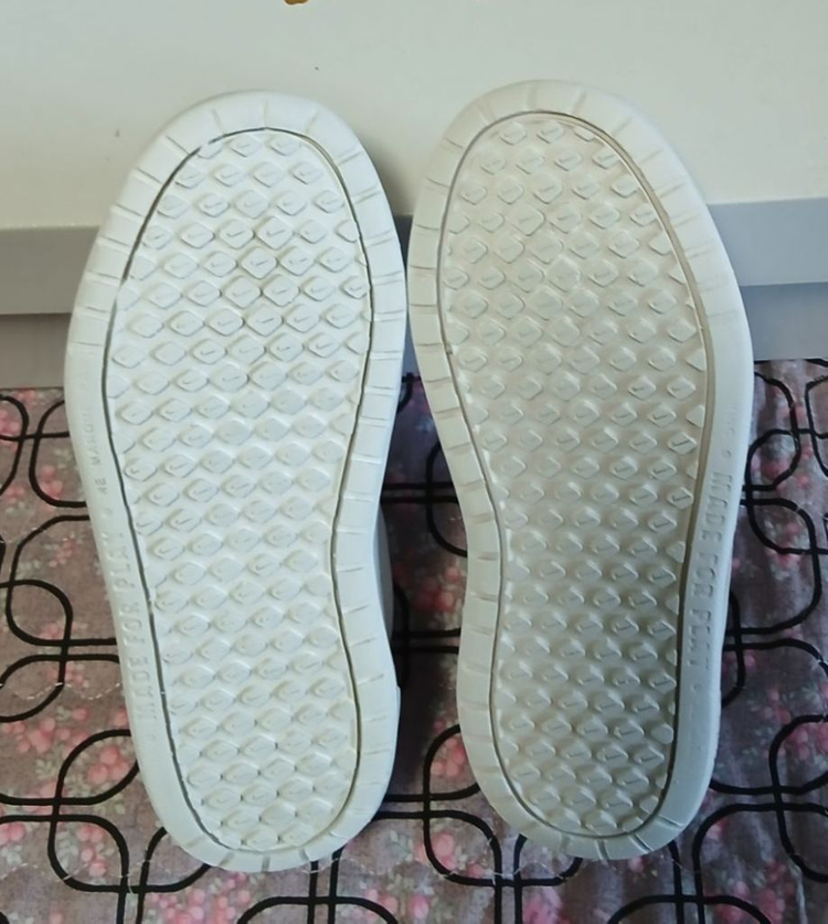 나이키키즈 피코5 170운동화 거의새거 이미지