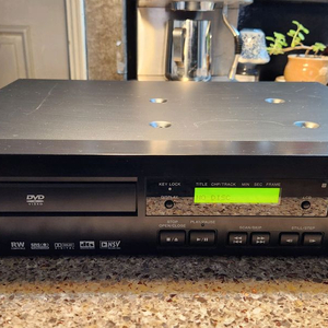 DVD 플레이어 (파이오니아 DVD-V8000)