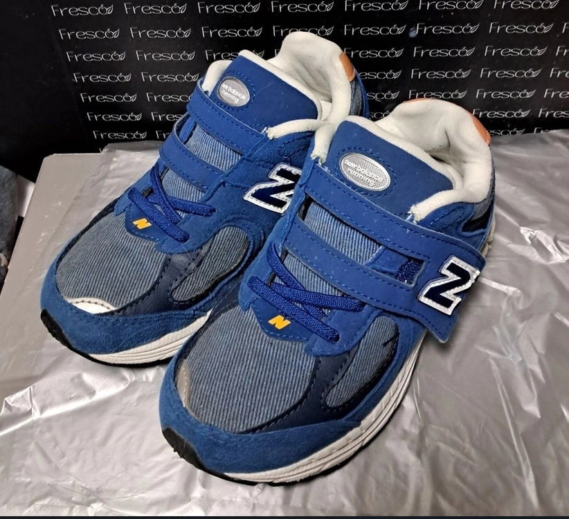 뉴발란스키즈 2002R 185 운동화 블루 이미지