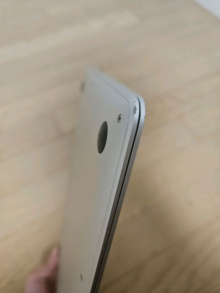 맥북 Air M1 13인치 판매합니다.--5